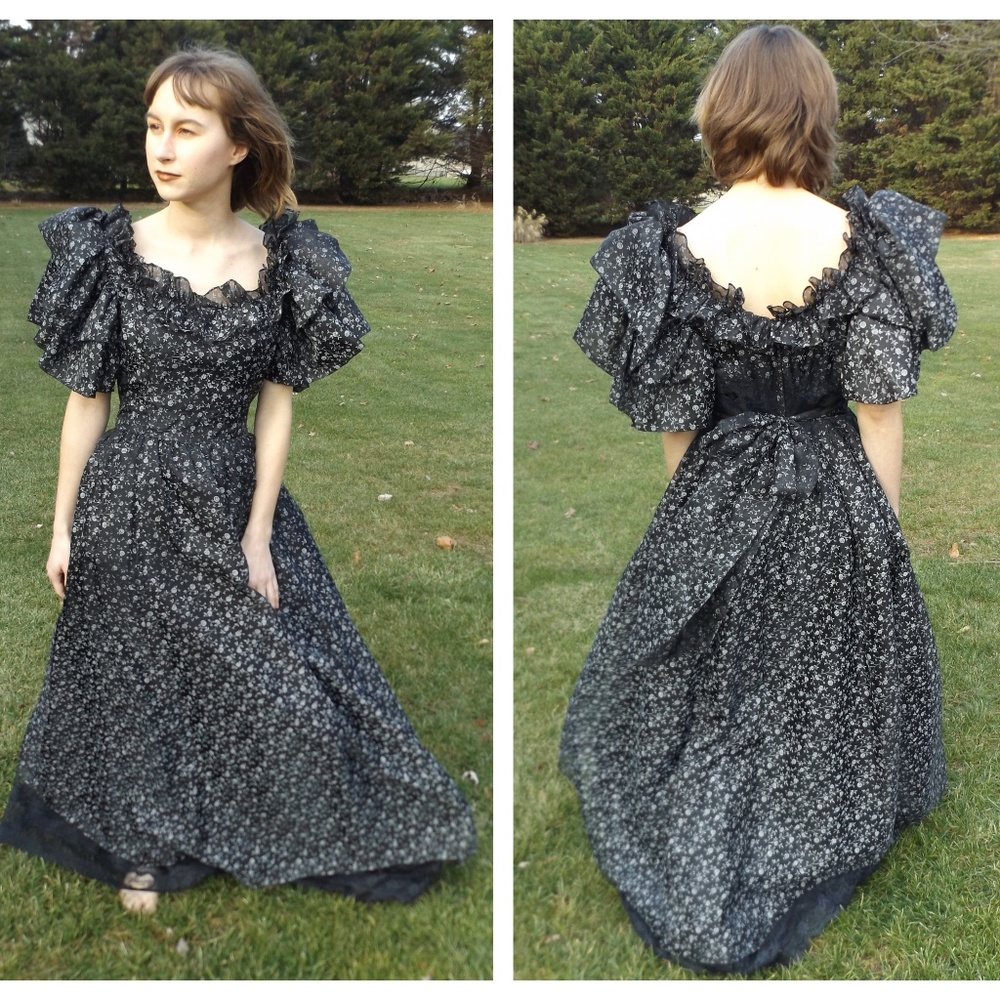 1970s Vintage Prairie Southern Belle Dress